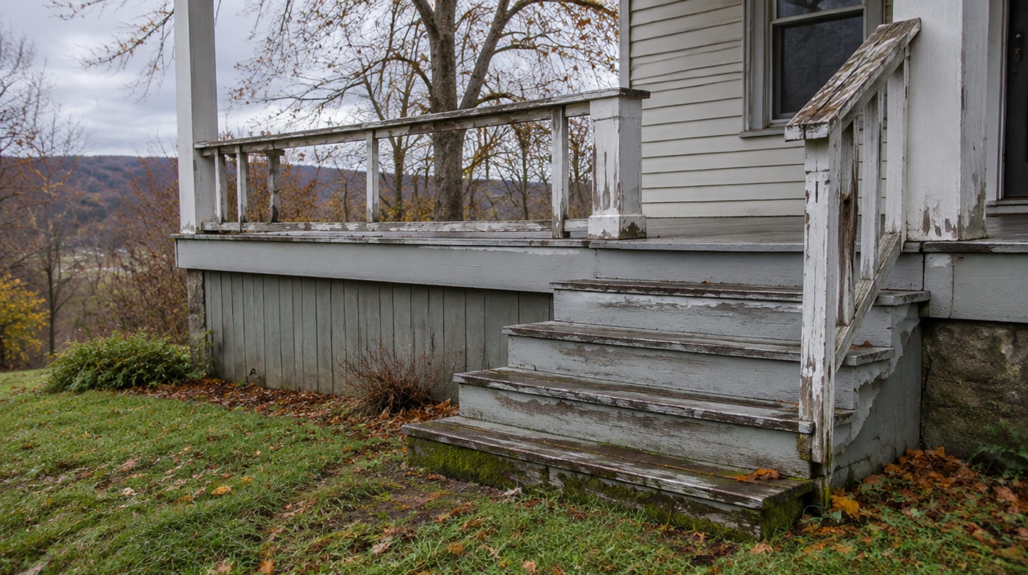 Porch Railings in Vinyl, Aluminum or Steel
